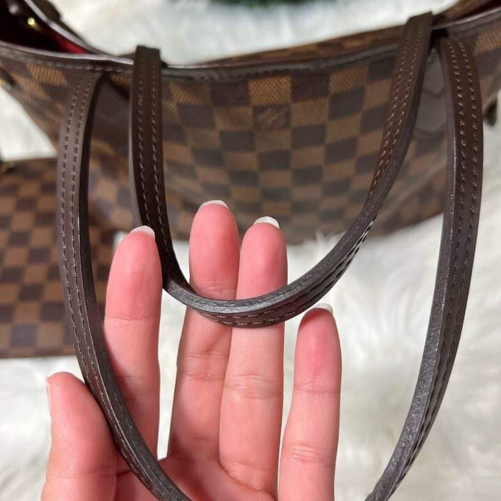 Authentic Louis Vuitton Damier Neverfull PM 💖